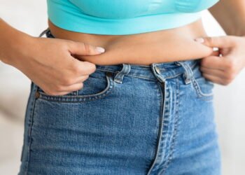 Como perder os Pneuzinhos na Barriga? Especialistas respondem