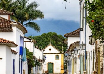 Essa cidade histórica virou o xodó dos brasileiros que amam viver bem