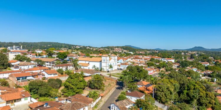 Uma vila brasileira de 1727 preserva o charme do passado e conquista quem busca sossego perto da capital