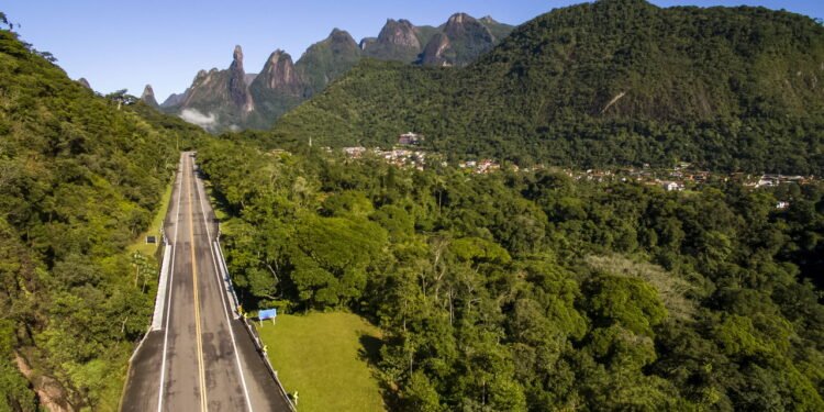 Teresópolis // Créditos: depositphotos.com / Ranimiro