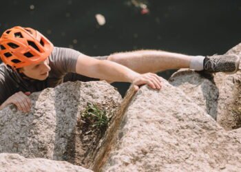 Os melhores destinos de escalada no Brasil para quem ama aventura