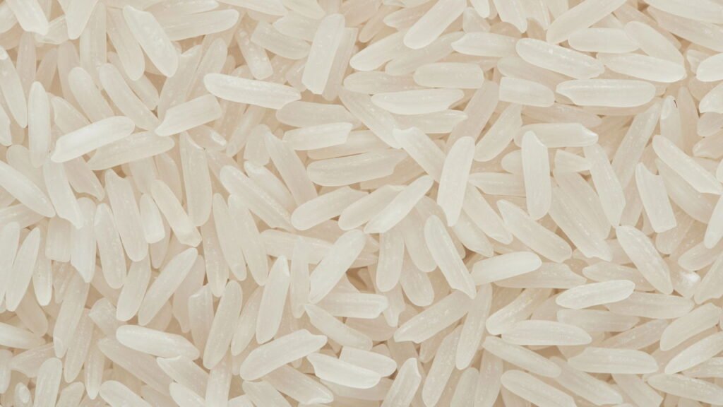 Esse alimento que você já tem em casa elimina o mau cheiro do guarda-roupa