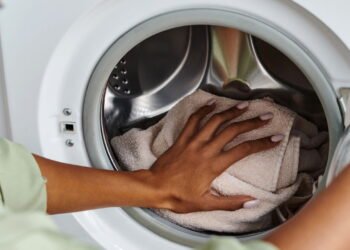 5 passos para limpar a borracha da máquina e evitar mofo