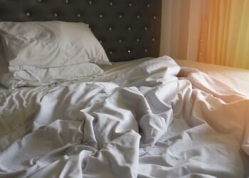 Deixar a cama bagunçada pode mudar sua vida, diz a ciência