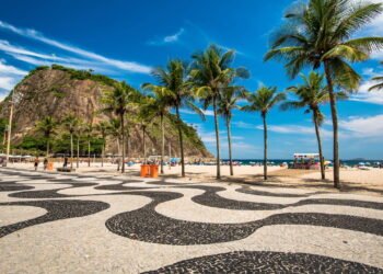 Duas praias, um dilema! Só quem já foi sabe qual é melhor