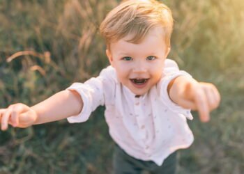 Quer saber qual é o nome mais bonito do mundo? Veja o que a ciência descobriu sobre beleza sonora e significado dos nomes.