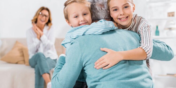 Família- Créditos: depositphotos.com / EdZbarzhyvetsky