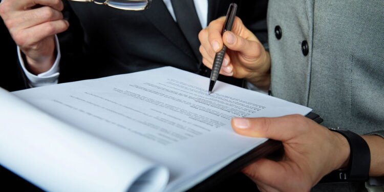 Documentos, bagagem e check-in! Veja como embarcar tranquilo no avião