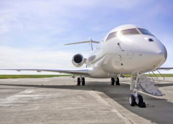 Voos com escala. Entenda como funcionam e quando valem a pena