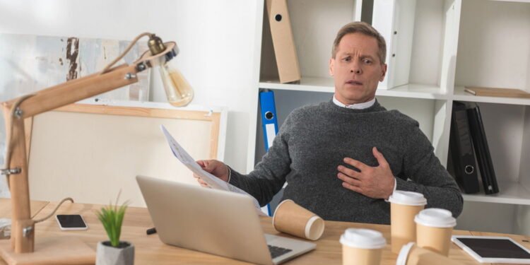Infarto - Créditos: depositphotos.com / ArturVerkhovetskiy