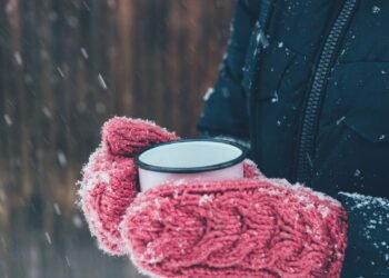 Como lavar roupas de inverno sem danificar os tecidos