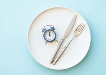 Como fazer Jejum Intermitente com segurança e perder peso de verdade