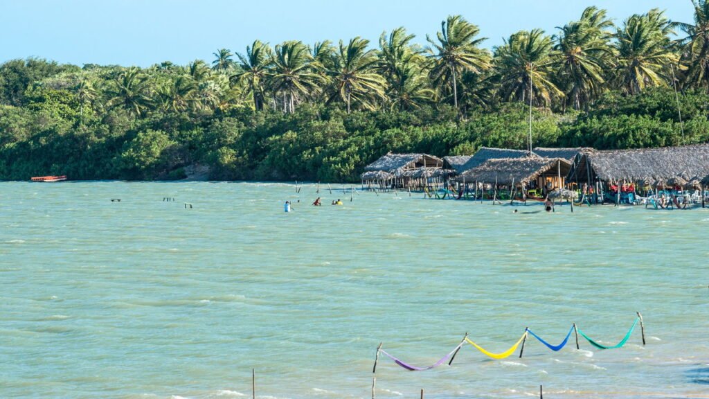Essa vila escondida no Ceará virou sonho de quem busca paz