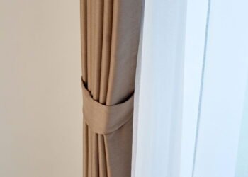 O segredo mais eficaz para manter cortinas limpas por mais tempo