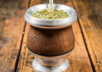 Qual mate te representa, de acordo com seu ano de nascimento