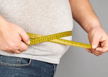 Os hábitos silenciosos que podem estar te fazendo engordar