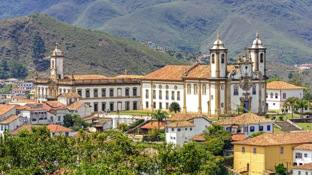 Essa cidade colonial esconde um segredo que atrai milhares de turistas