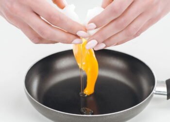 Como transformar seus ovos mexidos com um ingrediente secreto