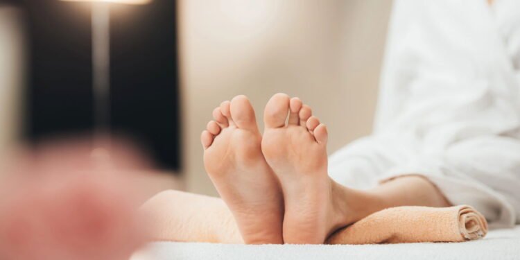 O que suas unhas dos pés estão tentando dizer sobre sua saúde