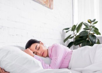 5 truques fáceis para dormir melhor sem usar remédios