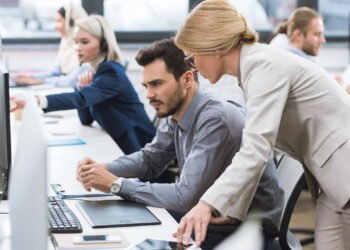 Se você tenta agradar a todos, esses são alertas para você