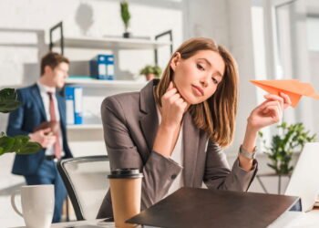 Por que deixamos tudo para depois e como a psicologia explica