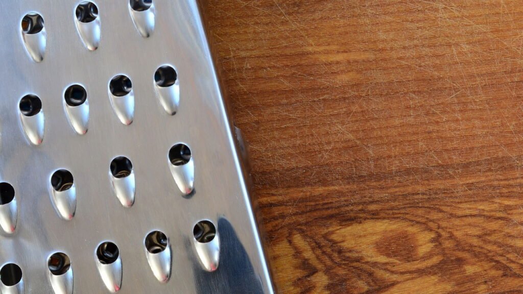 A melhor forma de reaproveitar ralador velho sem gastar quase nada