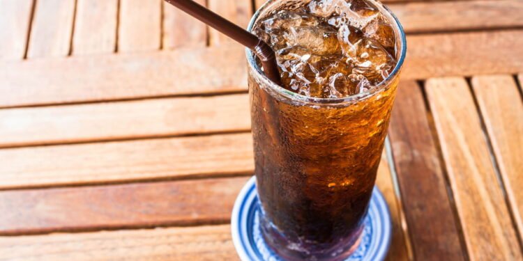 O que acontece no corpo ao cortar refrigerantes por 30 dias?