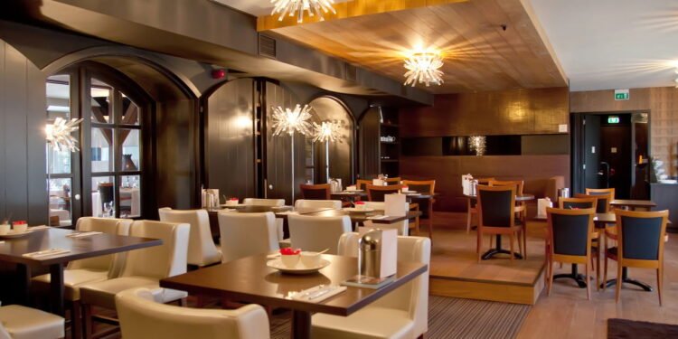 As 6 regras de ouro que todo cliente deve seguir no restaurante