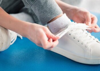 Não é a cada 3 meses, veja quando você deve trocar seu tênis