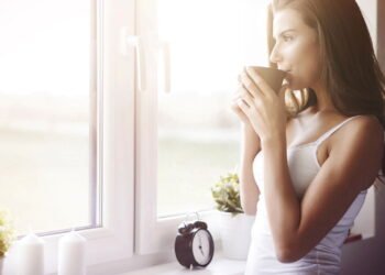 O que 15 minutos de sol pela manhã fazem com o seu corpo vai te surpreender