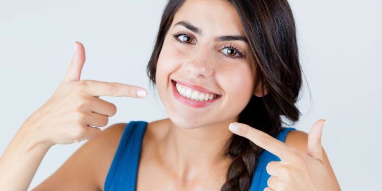 Sorriso - Créditos: depositphotos.com / nenetus