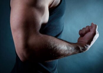 Como aumentar a testosterona no corpo e melhorar saúde e energia