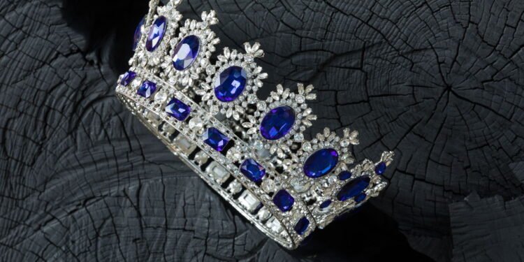 A maneira mais criativa e lucrativa de fazer tiaras artesanais