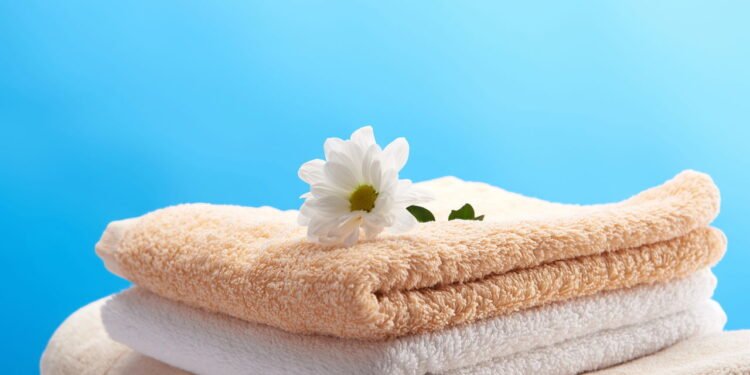 Toalhas limpas // Créditos: depositphotos.com / AntonMatyukha