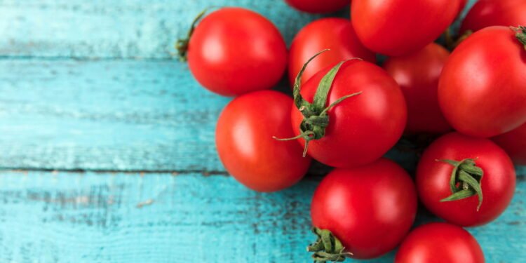 Tomate - Créditos: depositphotos.com / VikaKhalabuzar