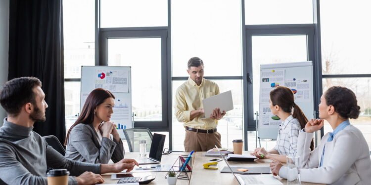 3 profissões do futuro com alta demanda e salários internacionais