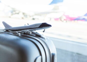 Esqueceu algo no avião? Saiba o segredo para ter seu item de volta