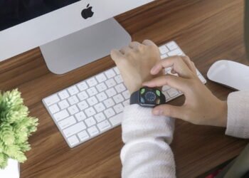 O que o novo WatchOS 26 faz no seu pulso vai te surpreender