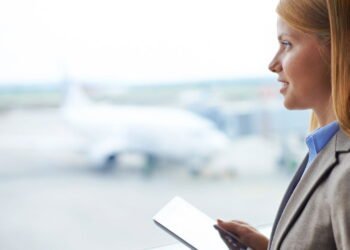 Como levar bicicleta no avião. Conheça as regras e custos explicados de forma simples