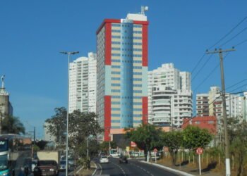 Inverno escaldante dessa cidade brasileira atrai visitantes