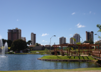 A terceira maior cidade goiana que cresce em qualidade de vida e se destaca pela localização estratégica