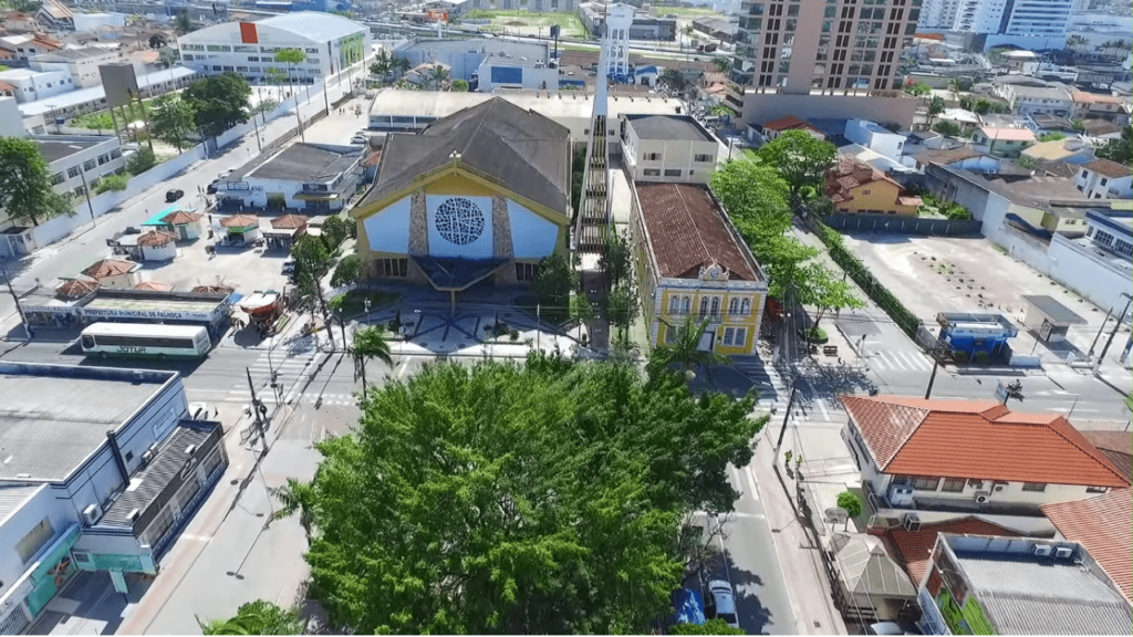 A cidade de Santa Catarina com ótimas praias e qualidade de vida elevada