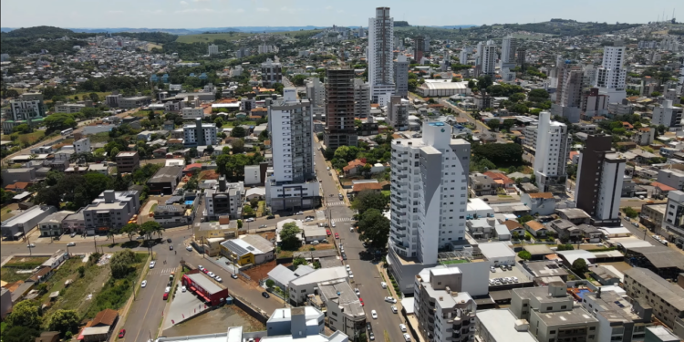 A cidade catarinense que impressiona com avanço tecnológico e moradia com tranquilidade e conforto