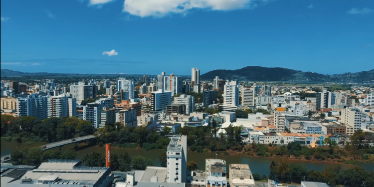 Cidade de Santa Catarina oferece águas termais e qualidade de vida excepcional