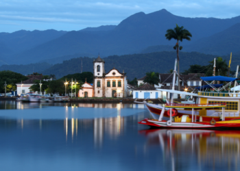Essa cidade do Rio de Janeiro é uma verdadeira relíquia colonial cheia de tranquilidade