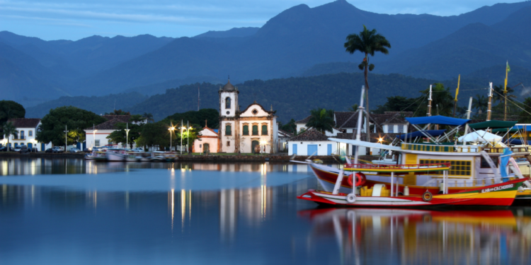 Essa cidade do Rio de Janeiro é uma verdadeira relíquia colonial cheia de tranquilidade