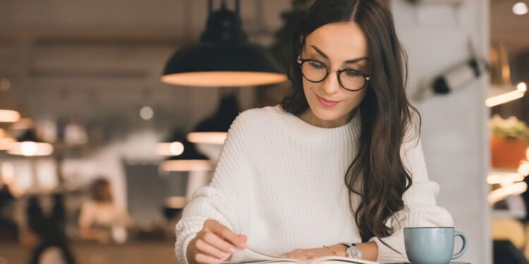 Leitura - Créditos: depositphotos.com / AllaSerebrina