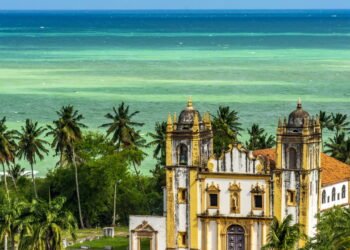 A cidade brasileira histórica que encanta com sua arquitetura portuguesa preservada e clima tropical