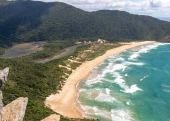 Turismo sossegado cresce no Brasil e essas praias são prova disso